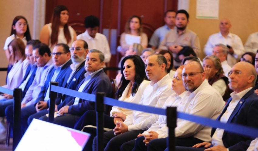 047-2026-reconoce-infonavit-a-americo-villarreal-por-liderazgo-en-construccion-de-viviendas-12-850x500-1