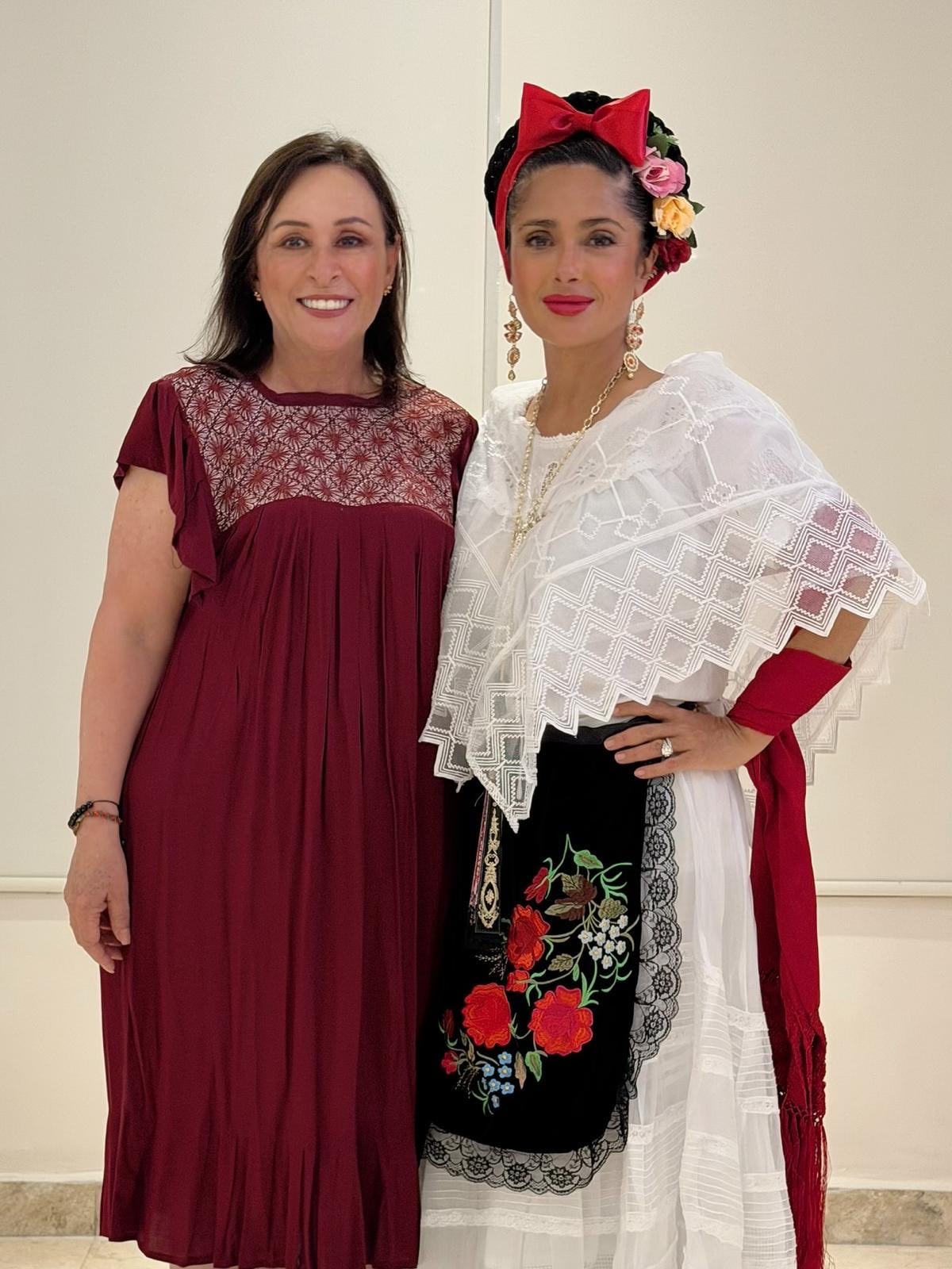 nhc3qsigvnfydotjsnqstk5esi Rocío Nahle comparte foto con Salma Hayek y agradece promoción cultural de México