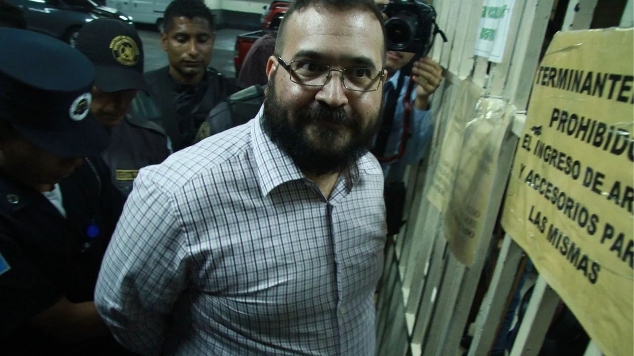 pazx2m2xpjflho4sp5hzo6zyaq Caso Duarte: abogado responde tras aparecer en cama y niega evadir juicio