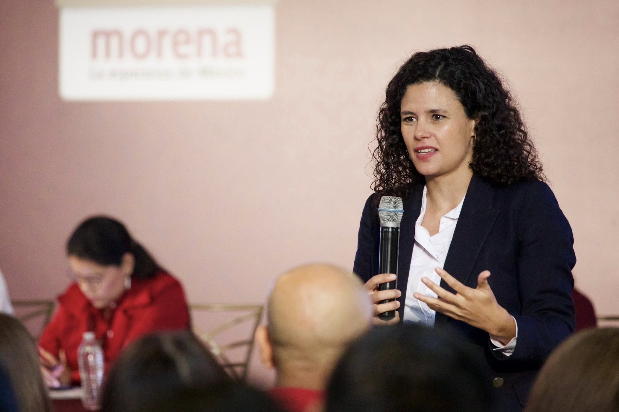 Luisa Alcalde, dirigente de Morena