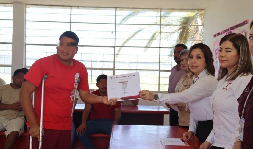 ssp-059-2026-reciben-adolescentes-en-internamiento-constancias-tras-concluir-cursos-impartidos-por-itace-icat-10-850x500-1