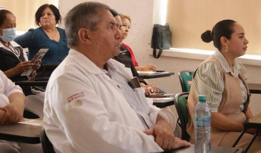 str-028-2026-capacita-stps-a-personal-del-hospital-civil-en-salud-mental-y-prevencion-de-riesgos-psicosociales-9-850x500-1