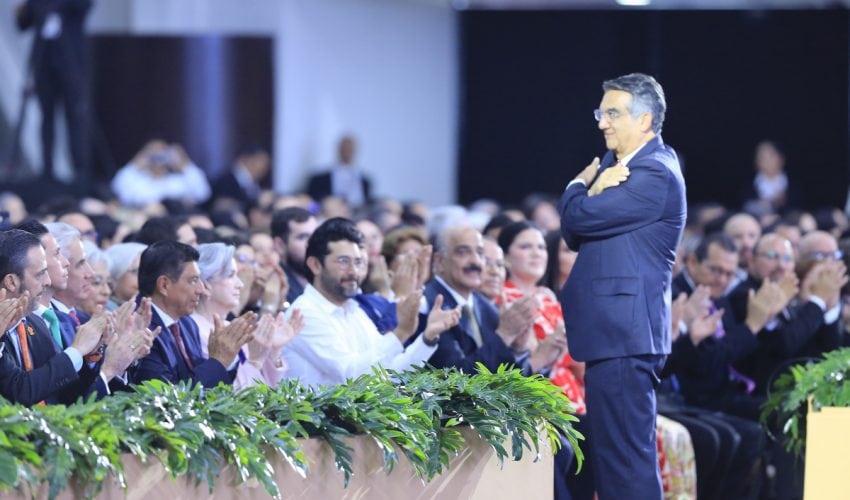 069-2026-en-su-cuarto-informe-el-gobernador-americo-villarreal-exhorto-a-evitar-la-reaccion-de-aquellos-que-pretenden-desde-las-noticias-falsas-abrir-de-nuevo-el-espacio-a-las-oligarquias-1-850x500-1