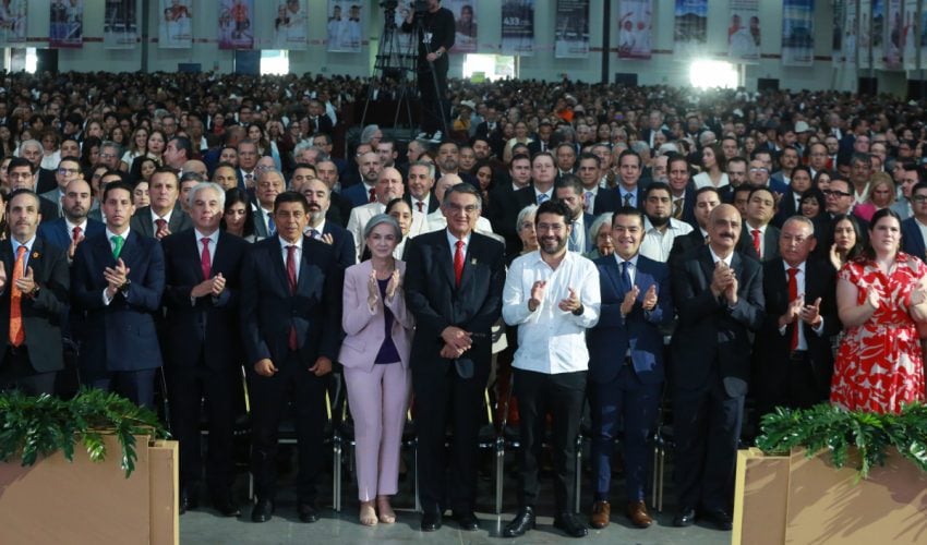 069-2026-en-su-cuarto-informe-el-gobernador-americo-villarreal-exhorto-a-evitar-la-reaccion-de-aquellos-que-pretenden-desde-las-noticias-falsas-abrir-de-nuevo-el-espacio-a-las-oligarquias-7-850x500-1