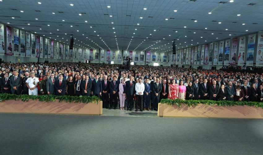 069-2026-en-su-cuarto-informe-el-gobernador-americo-villarreal-exhorto-a-evitar-la-reaccion-de-aquellos-que-pretenden-desde-las-noticias-falsas-abrir-de-nuevo-el-espacio-a-las-oligarquias-8-850x500-1