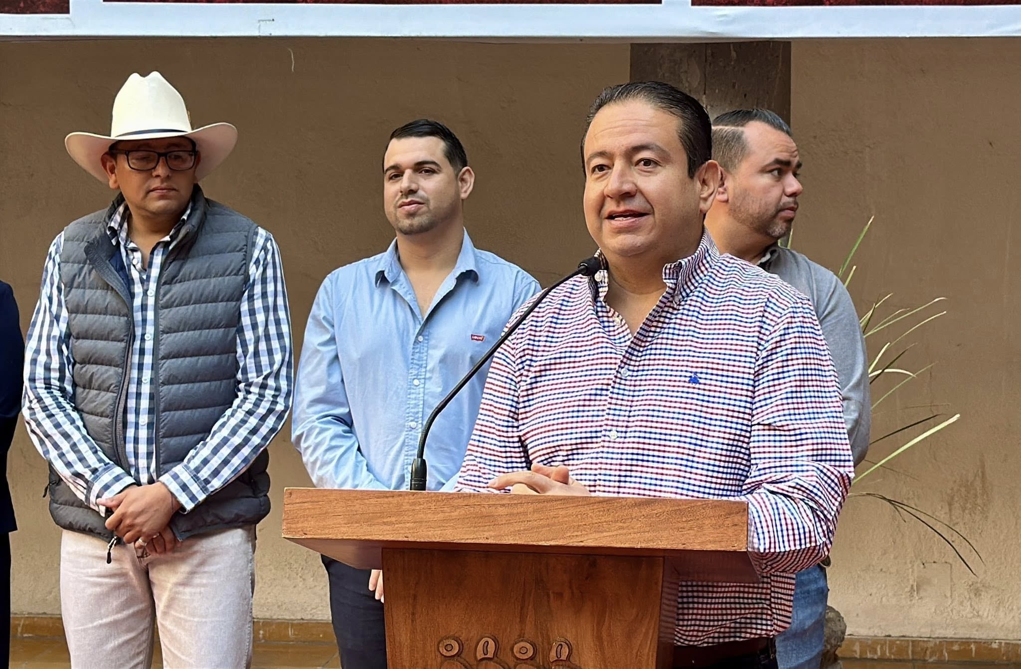 Gustavo Robles Martínez, alcalde de Autlán de Navarro.