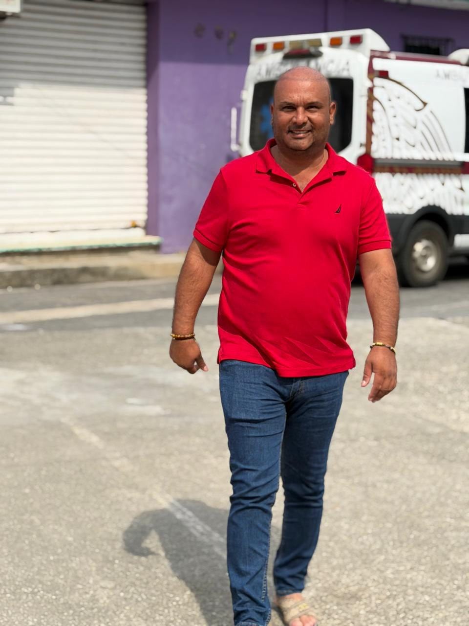 74f6tdxrzjgz7e455earzhp77u ¿Quién es Jesús Uribe Esquivel?