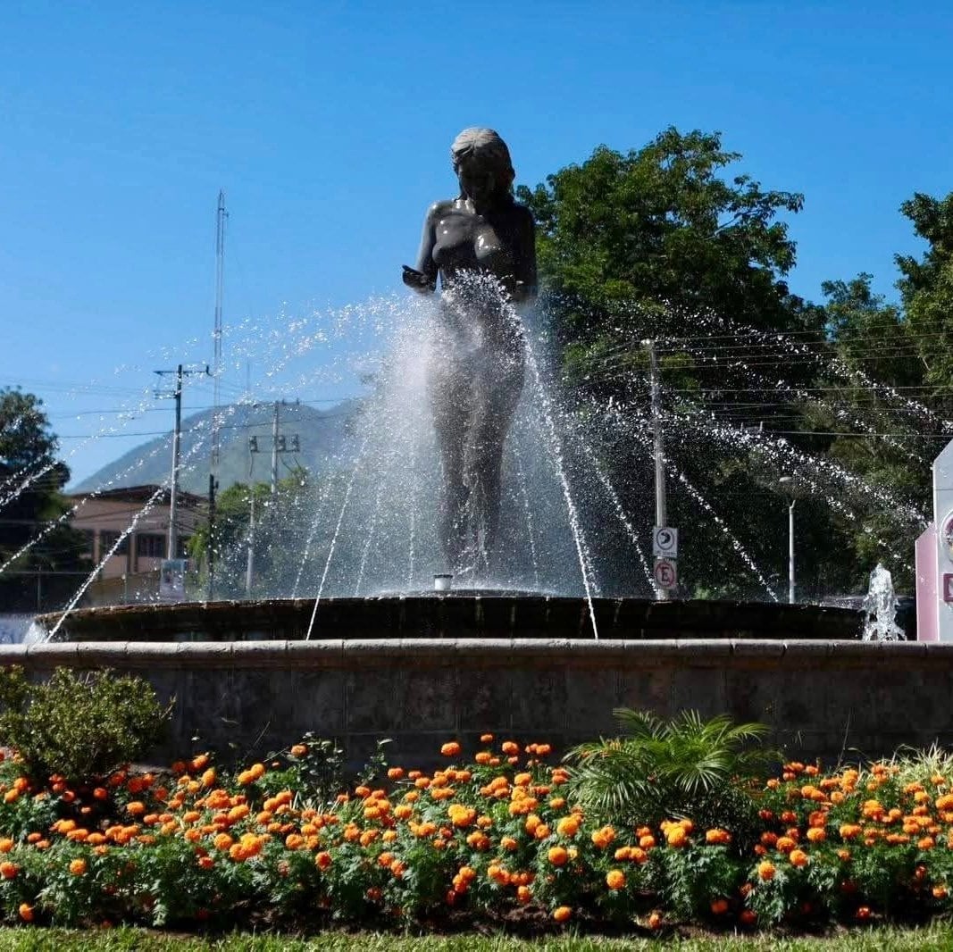 Retiran la estatua Hermana Agua de Nayarit