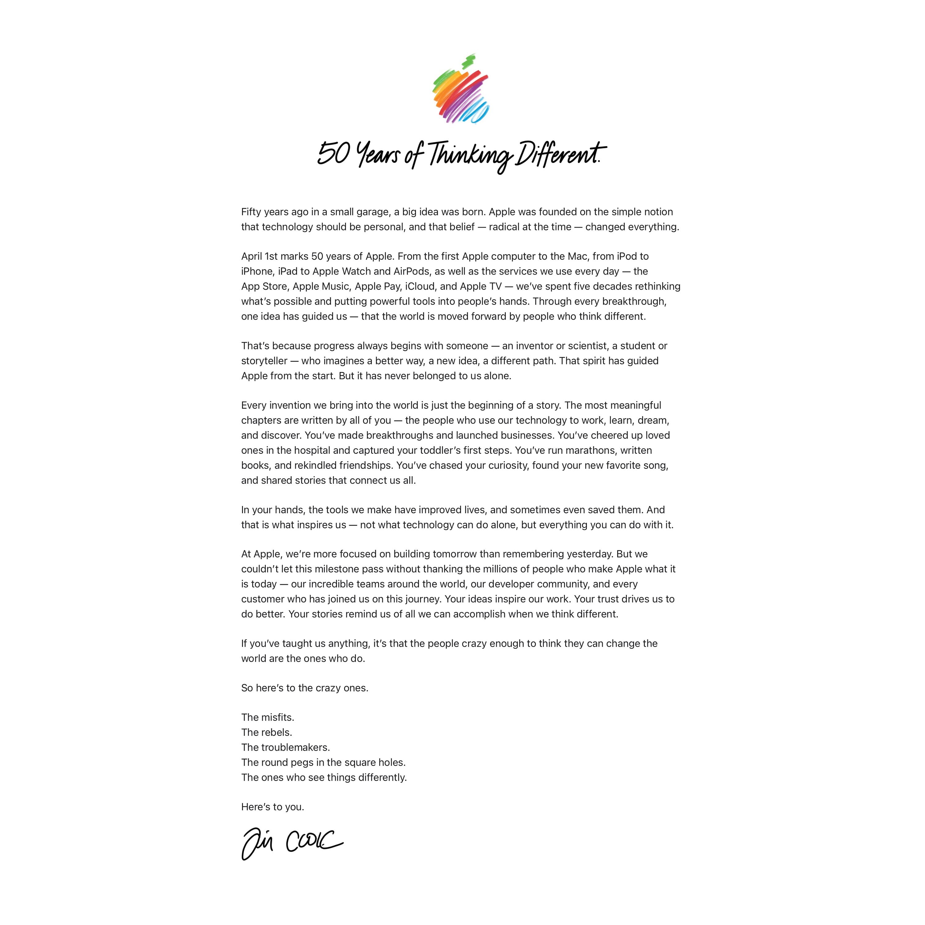 Tim Cook , CEO de Apple, celebra el 50 aniversario con los 7 productos pilares de la compañía