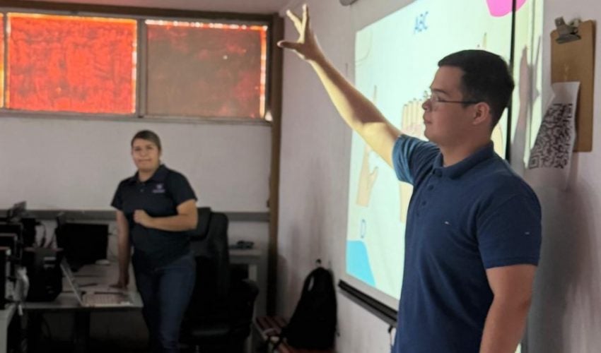 iju-019-2026-promueven-la-inclusion-en-jovenes-de-reynosa-con-taller-de-lengua-de-senas-mexicana-injuve-1-850x500-1