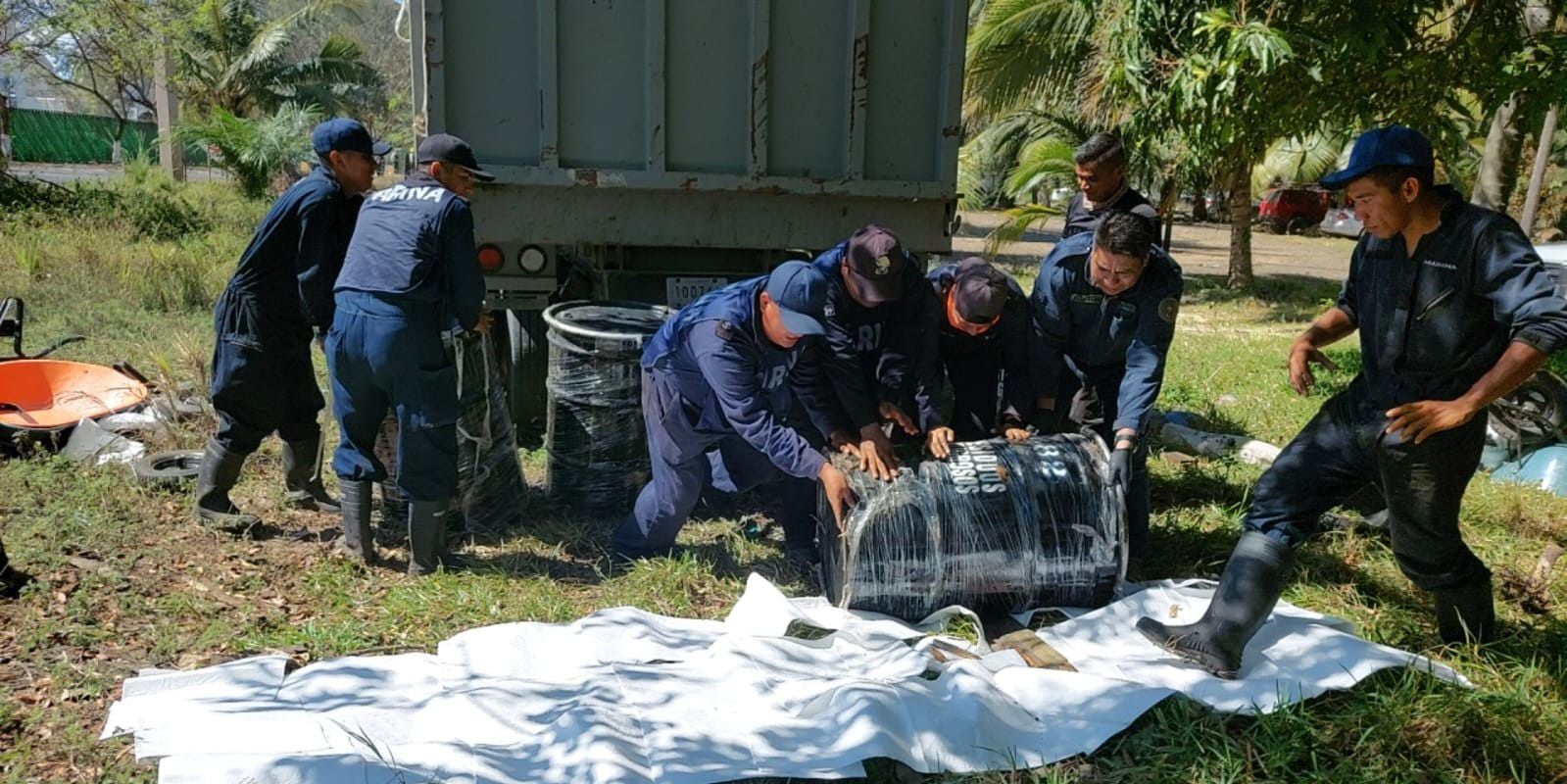 Semar, Pemex y Profepa atienden derrame de hidrocarburos en Veracruz y Tabasco