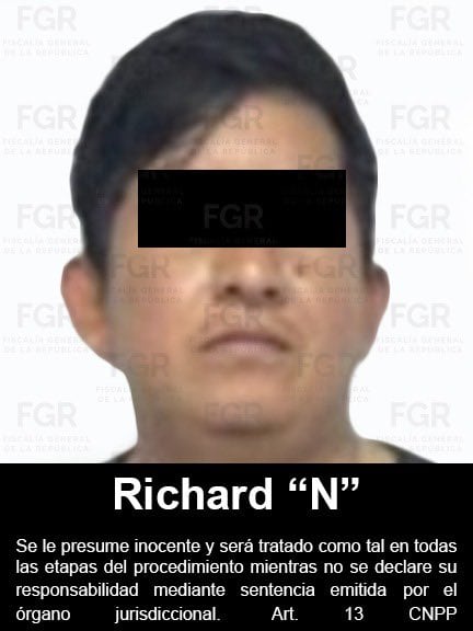 Personas detenidas en operativo frente a Colima