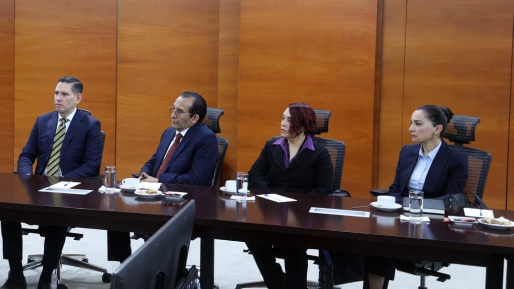 Mario Esquivel Ayala: Trayectoria y perfil del Fiscal Federal en Nayarit.