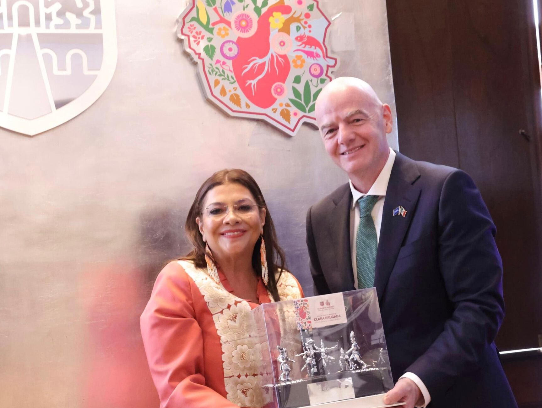 La jefa de Gobierno Clara Brugada se reunió con Infantino