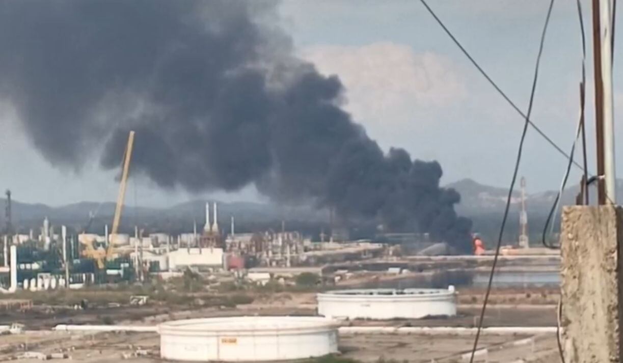 qd7fpinpqvhutoxtv7irmjr47u Incendio en refinería de Pemex en Salina Cruz alarma a la zona