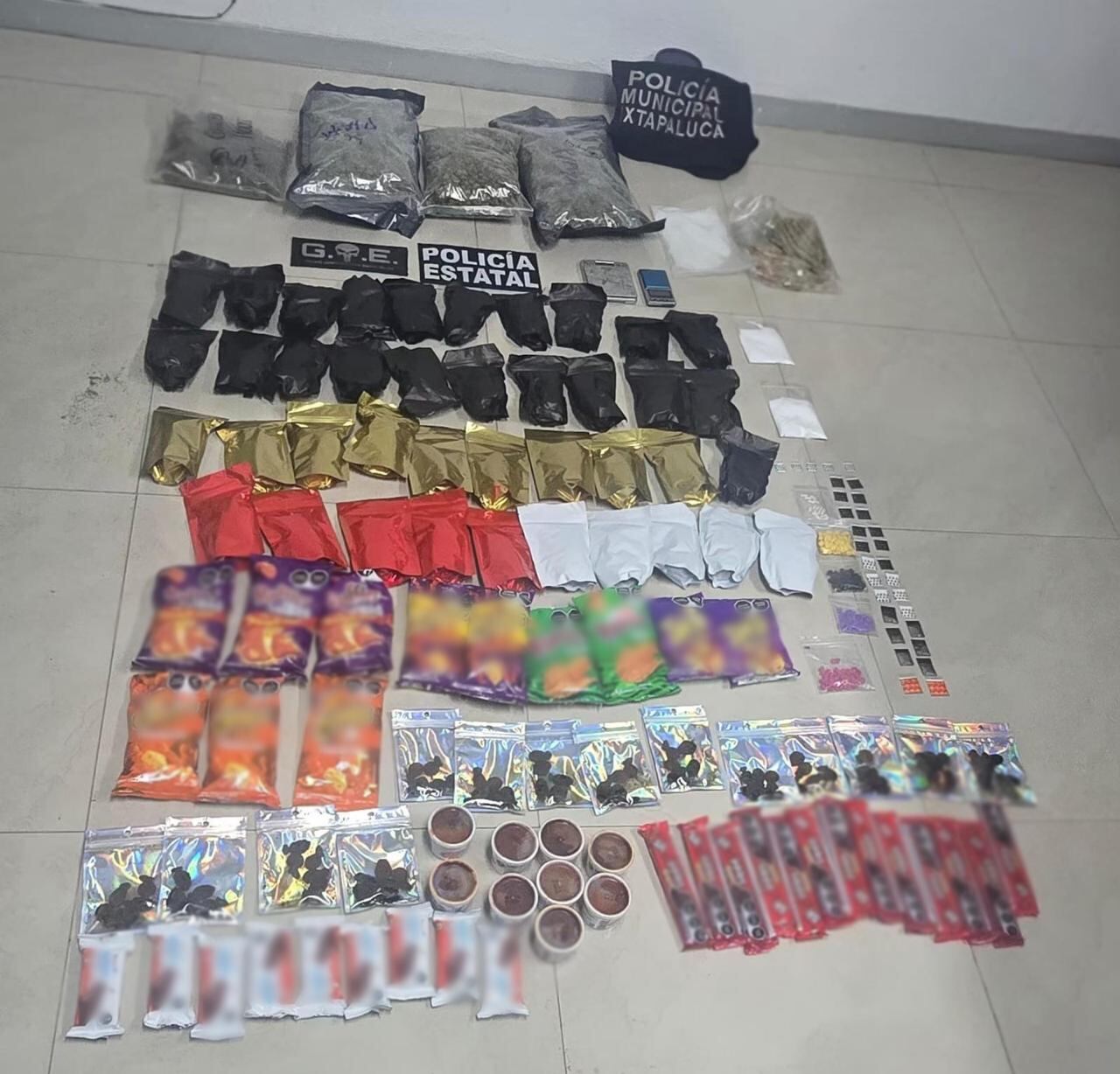 Capturan en Ixtapaluca a 5 presuntos integrantes del CJNG; aseguran drogas y vehículos