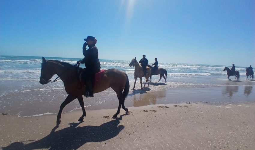 ssp-105-2026-despliega-guardia-estatal-operativo-en-playa-la-pesca-durante-semana-santa-9-850x500-1