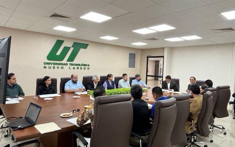 utn-004-2026-avanza-ut-nuevo-laredo-en-nueva-acreditacion-de-la-carrera-de-ingenieria-mecatronica-800x500-1