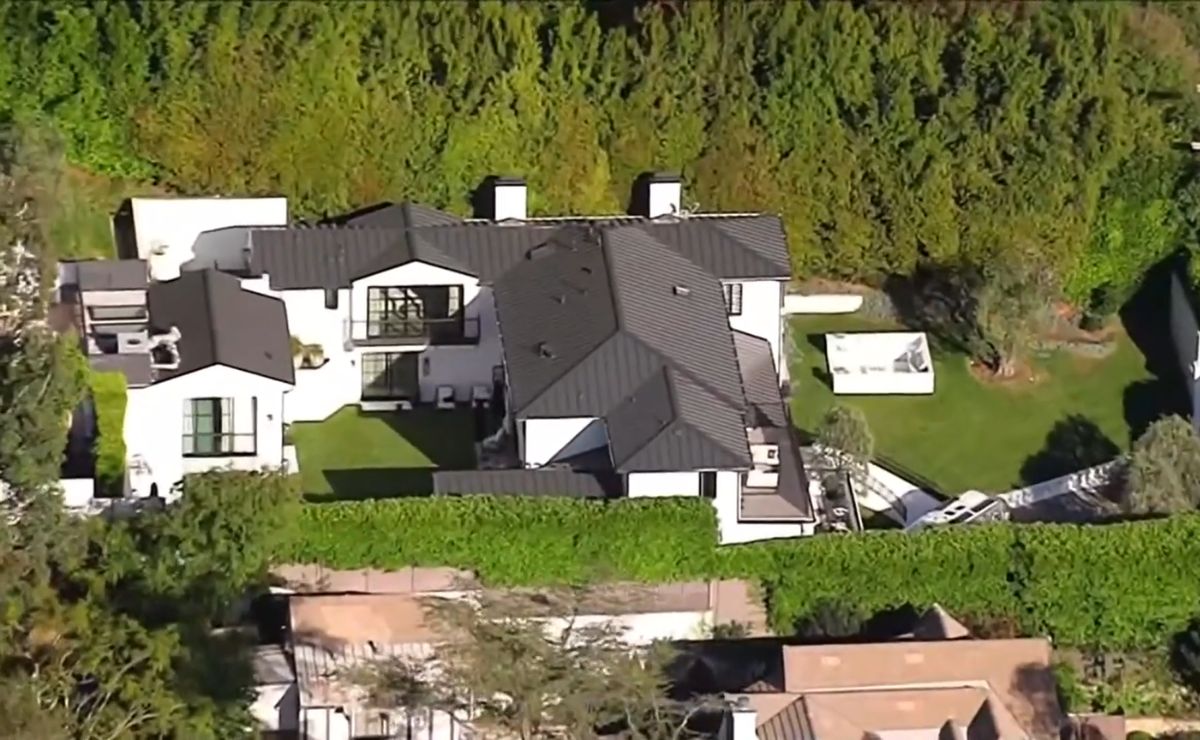 vivienda-de-rihanna-en-los-angeles Disparan contra la casa de Rihanna en Los Ángeles; hay una detenida - vivienda-de-rihanna-en-los-angeles