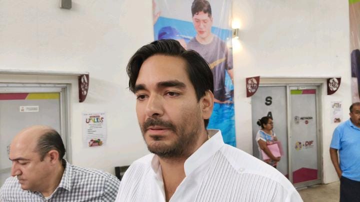 Continuo mantenimiento en drenes y canales de Reynosa