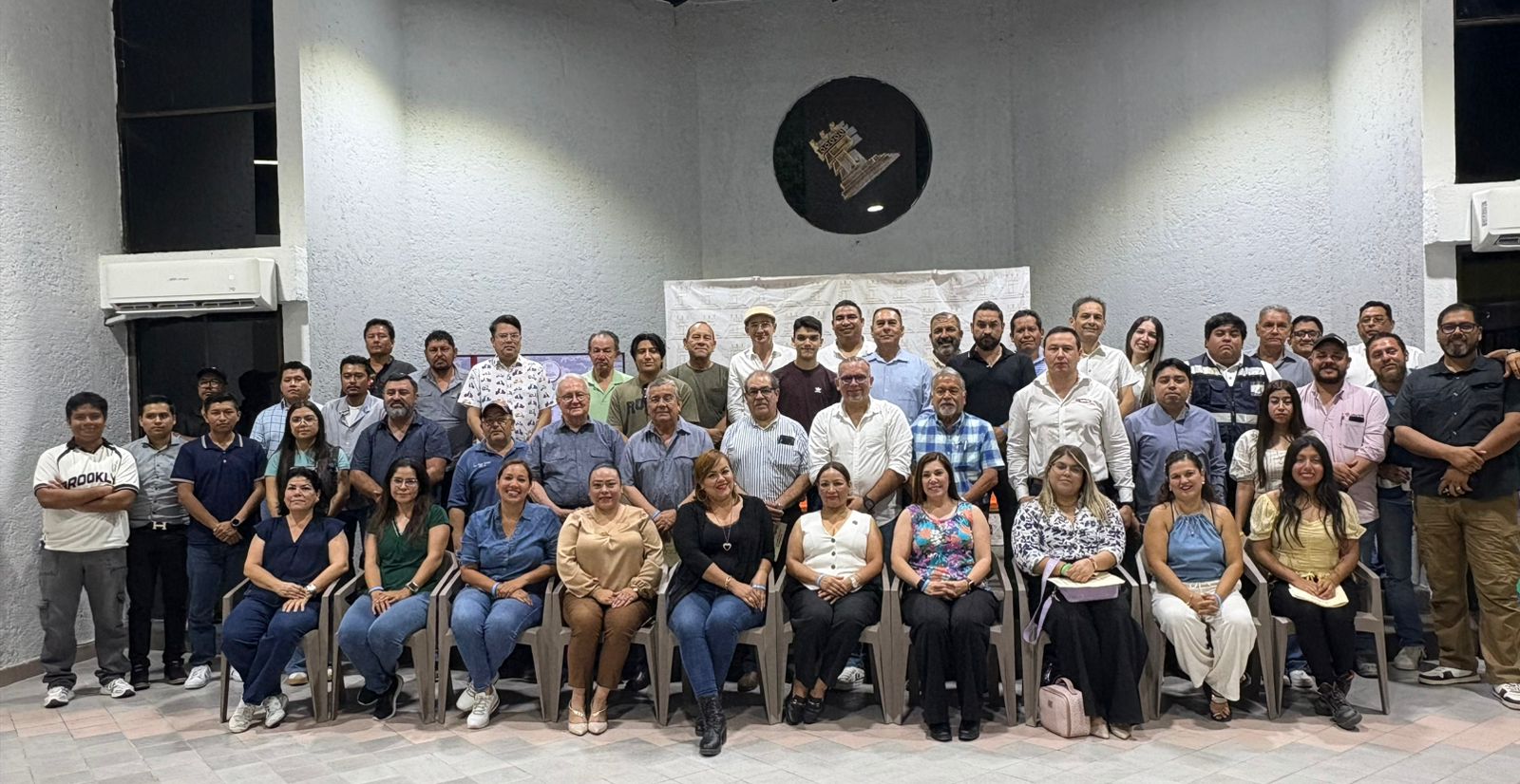 Participó COMAPA en plática de ahorro de agua en reunión del Colegio de Arquitectos