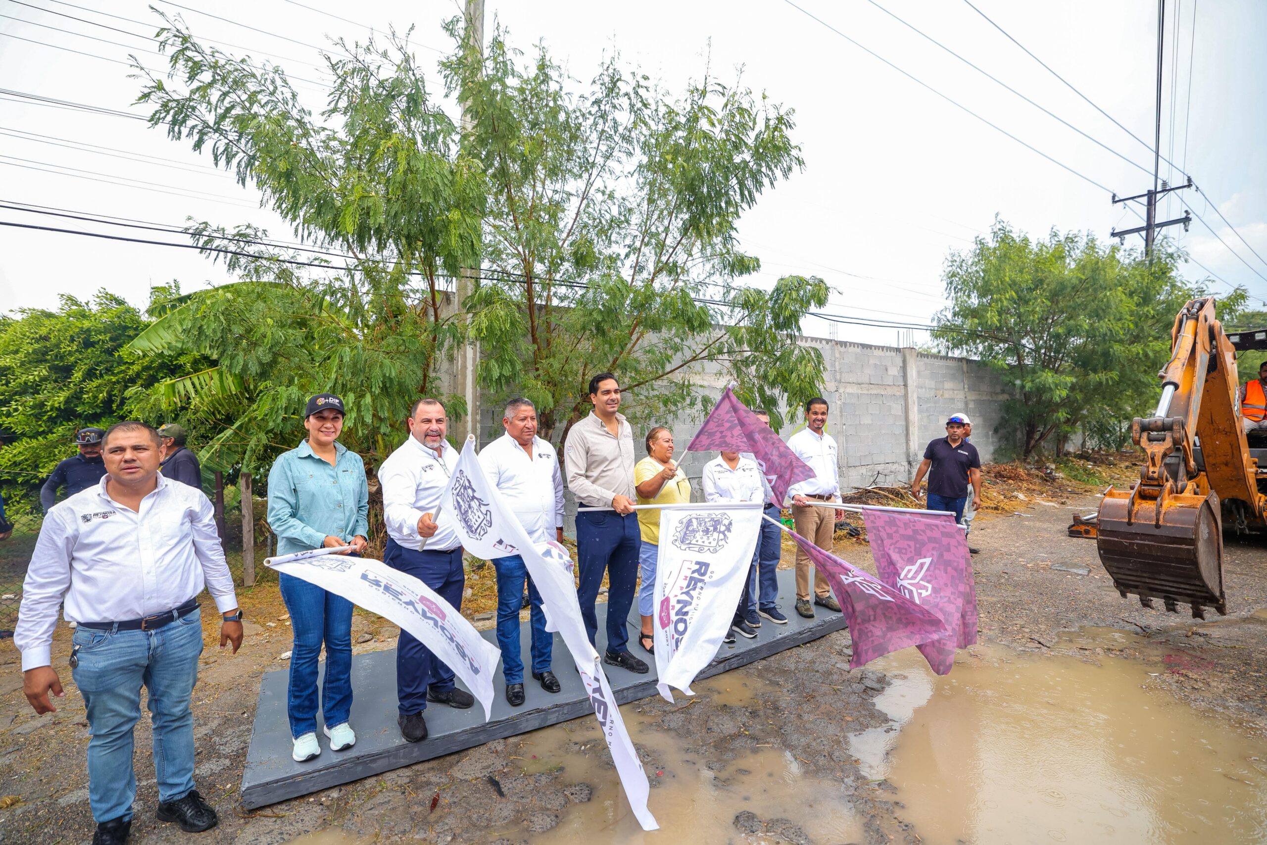 Rehabilita Gobierno de Carlos Peña Ortiz drenaje en Fraccionamiento Reynosa y Almaguer