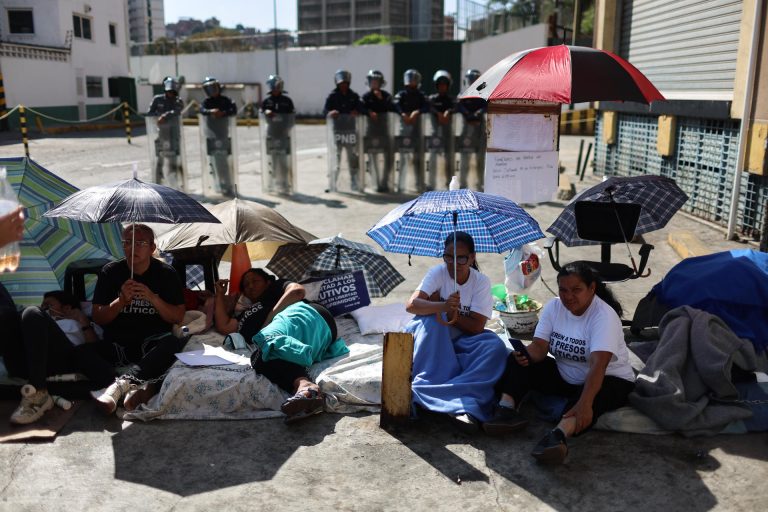 35e1db1f71908826b6890d30e2a41f77000b8340w