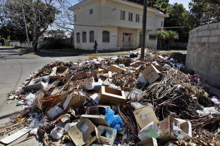 la-habana-cuba-basura