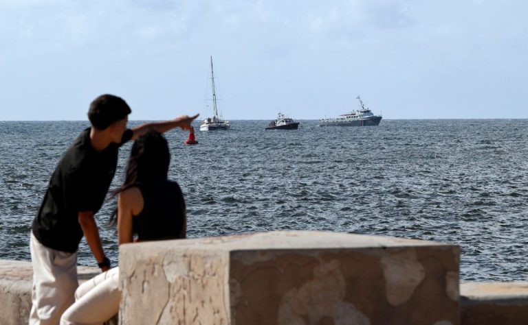 embarcaciones-frente-a-puerto-de-cuba