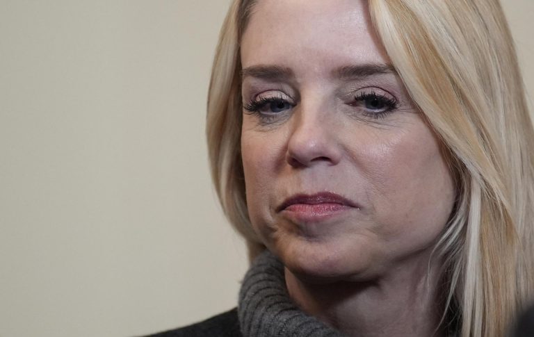 fffb5a55daa3edfe3fa74ce2f4e6d2ba891debc5w