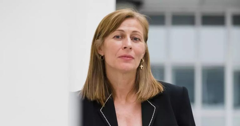 rhziiu5bd5aj7dwgt7hbercwgm