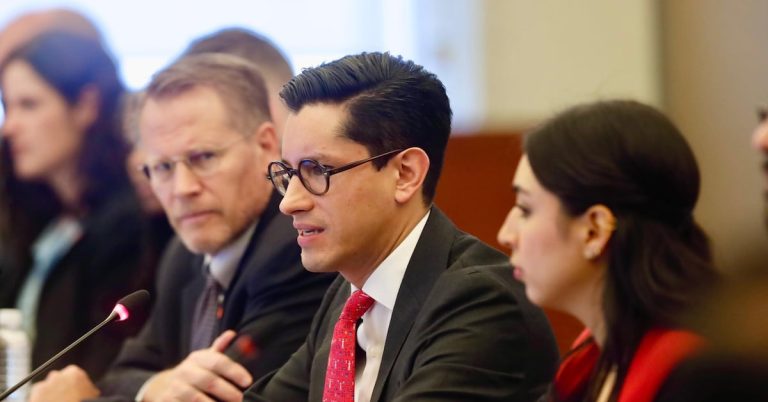 bk6q4jf2vbb63pvlyrofisox4u